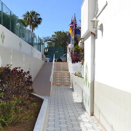 Don Quijote Apartment *